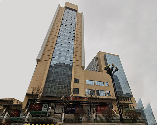 青海建設科技大廈三陽大酒店(四星級，21000m2，海湖新區(qū)地標建筑)